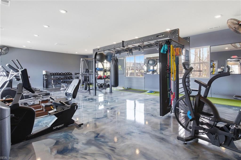 909 Kathy Ann WAY