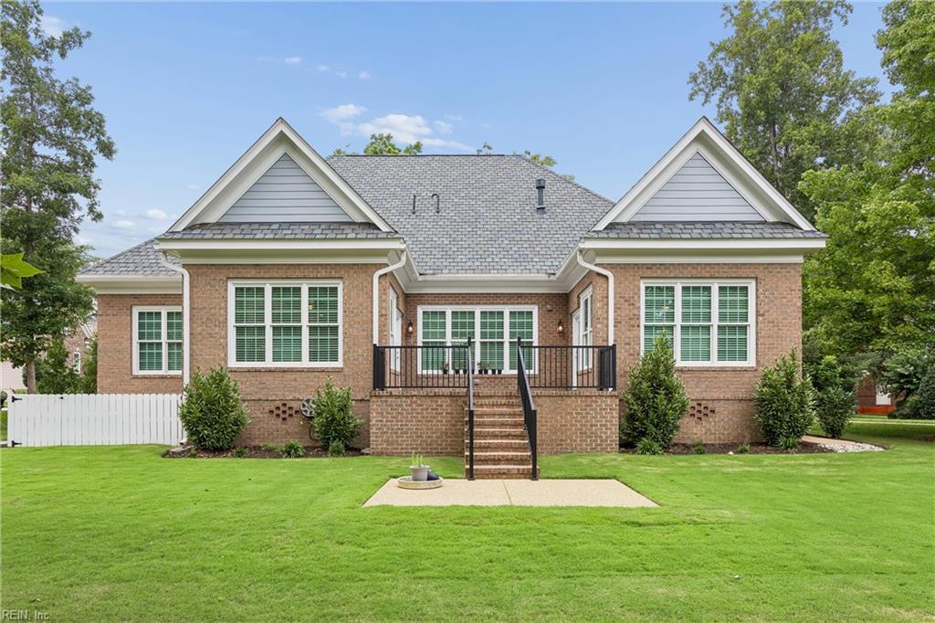 215 Danesbury PARK