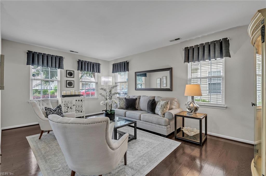 3808 Vasser DR Suit