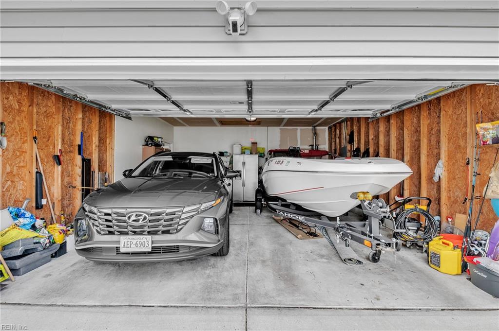 3808 Vasser DR Suit