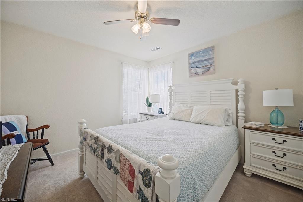 4709 Feldspar QUAY