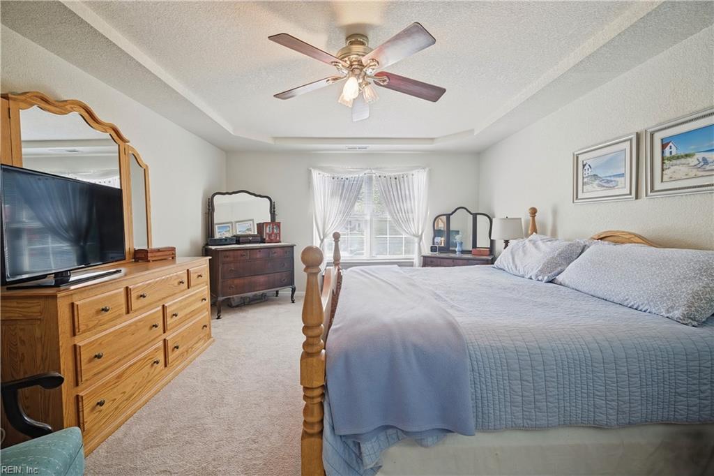4709 Feldspar QUAY