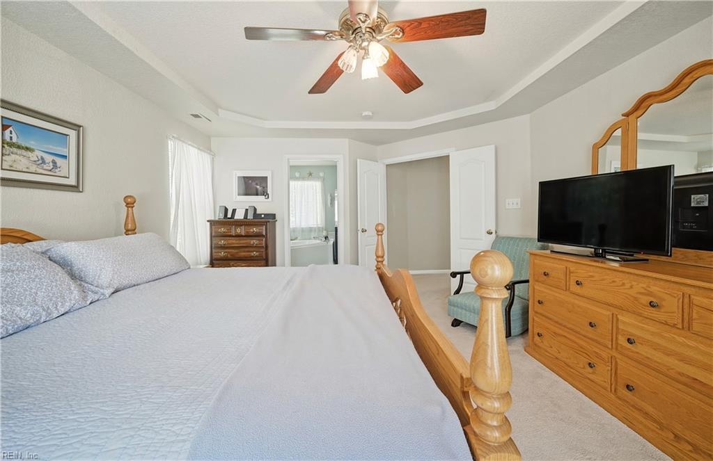 4709 Feldspar QUAY