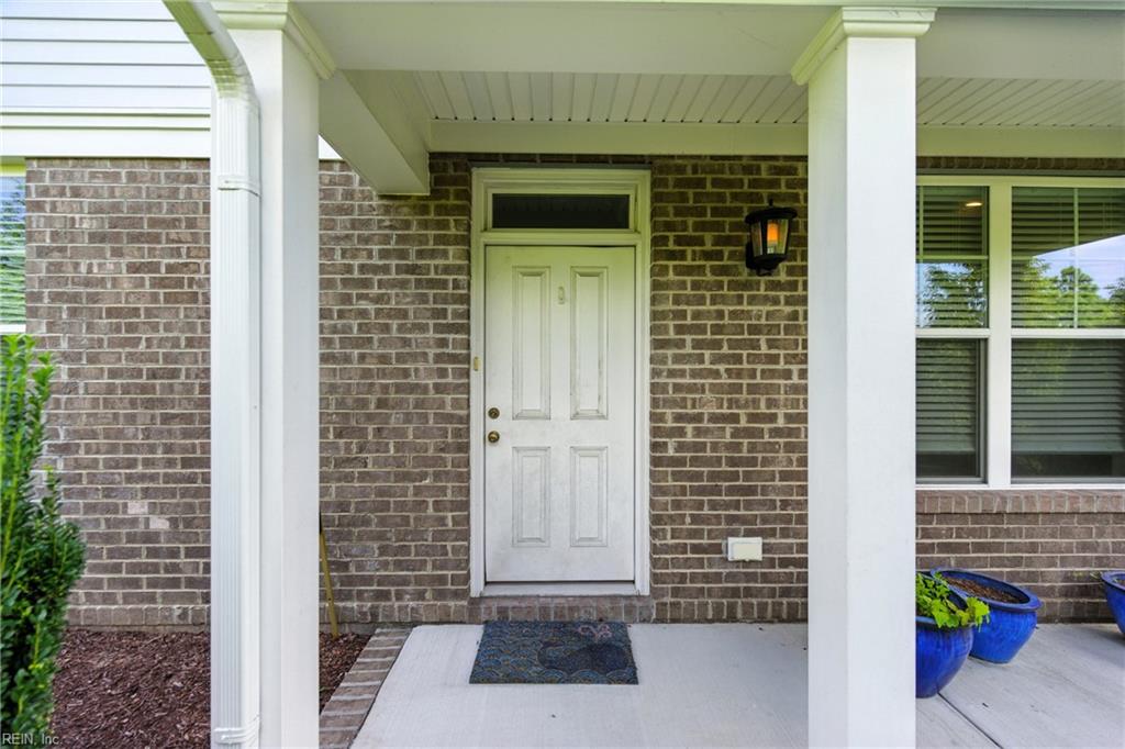 301 Sikeston LN