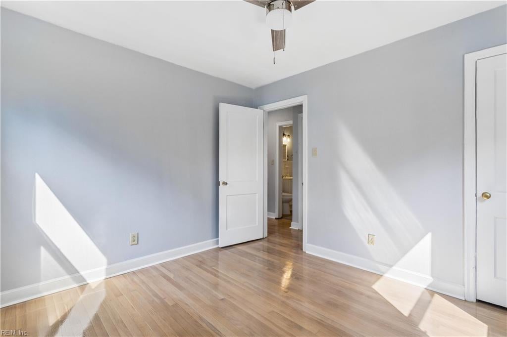 621 Sterling ST