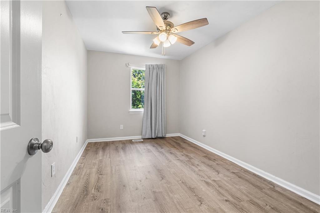 300 Harrier ST