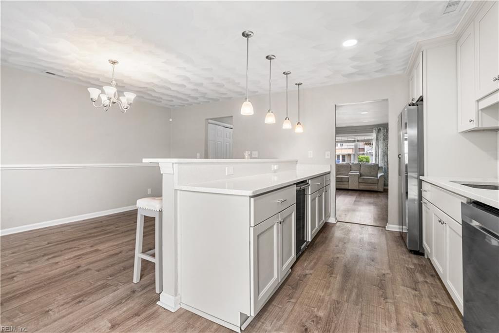 300 Harrier ST