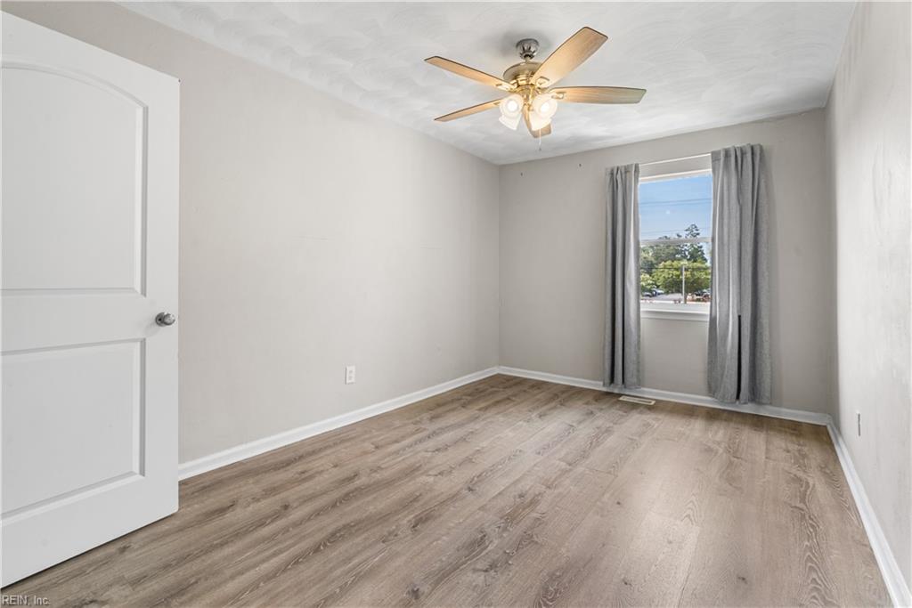 300 Harrier ST
