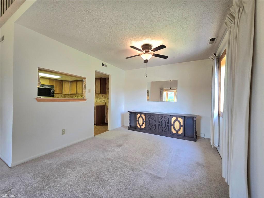719 Lord Byron DR
