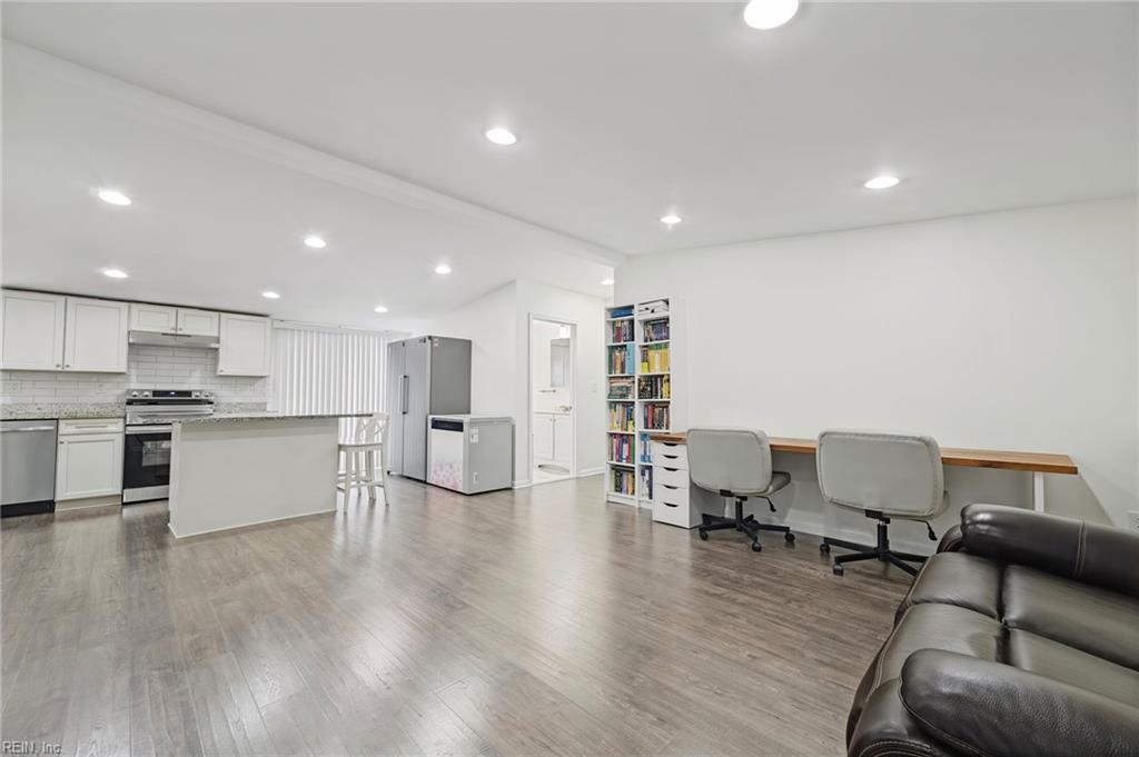 103 Tall Pine CIR