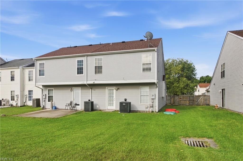 176 Wexford DR E