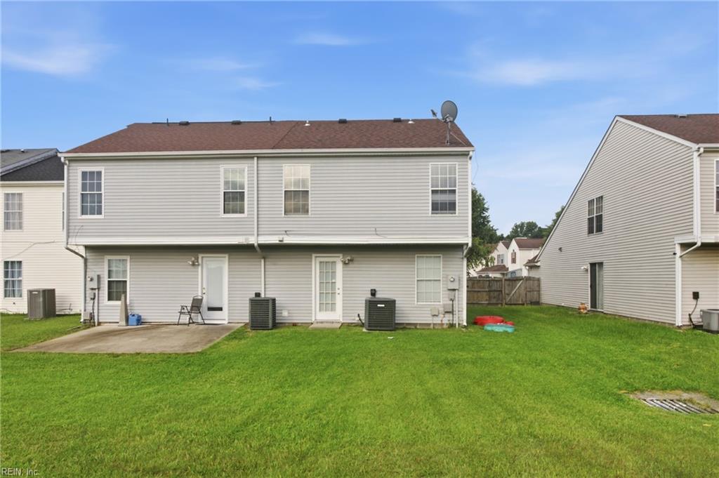 176 Wexford DR E