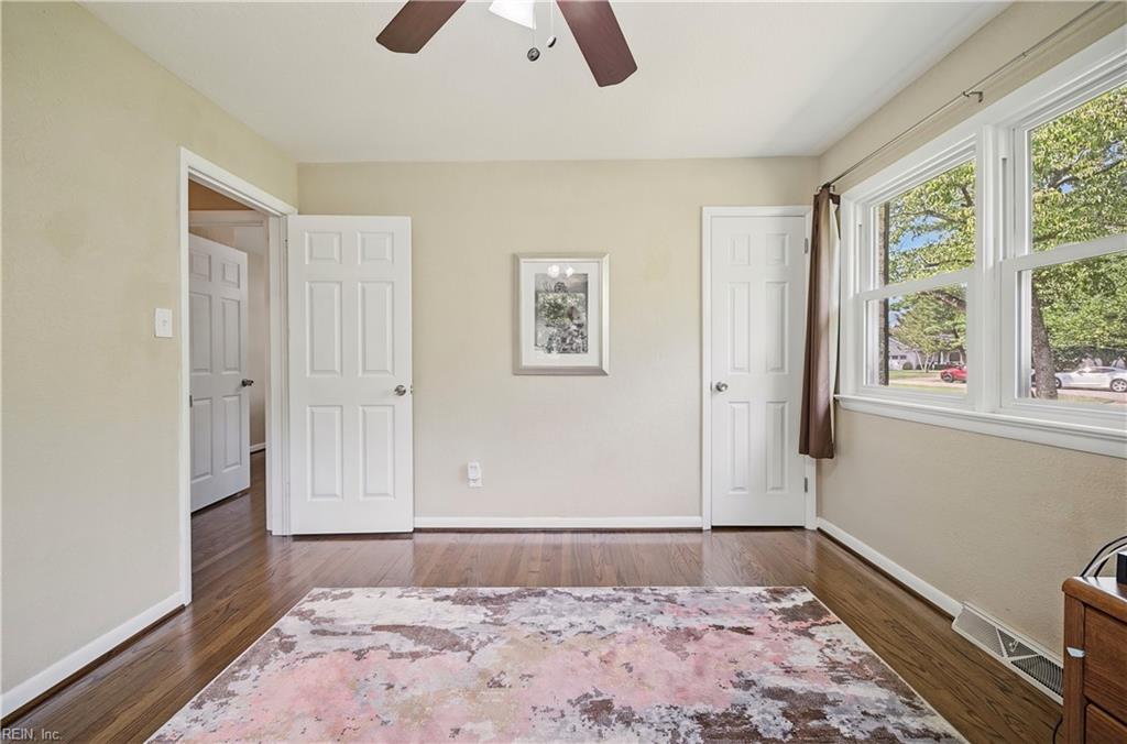 2305 Spindrift RD