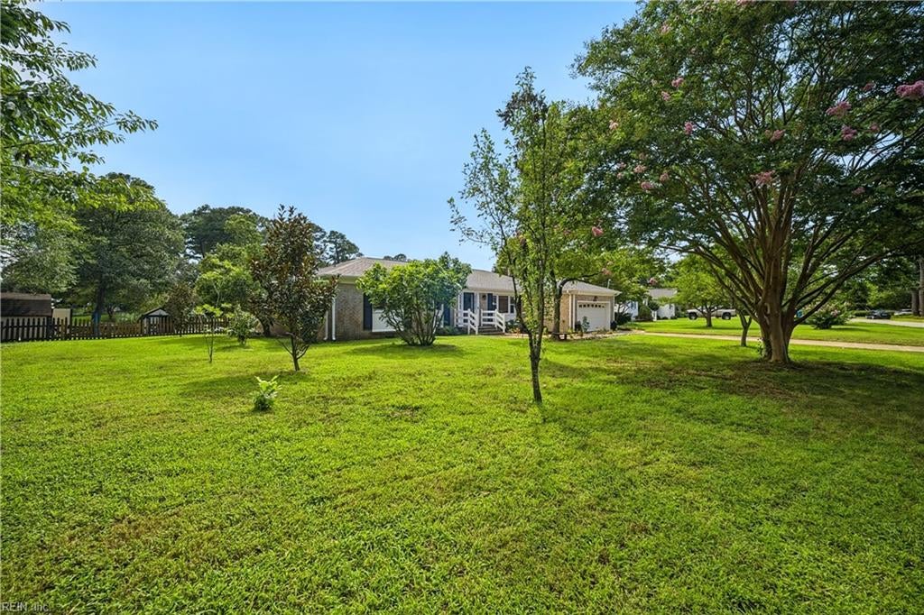 2305 Spindrift RD