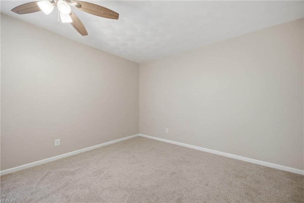 104 E Severn RD