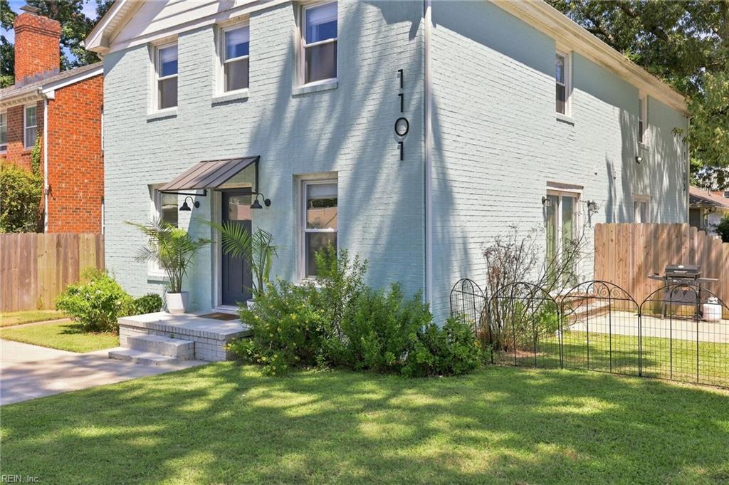 1103 Cypress AVE