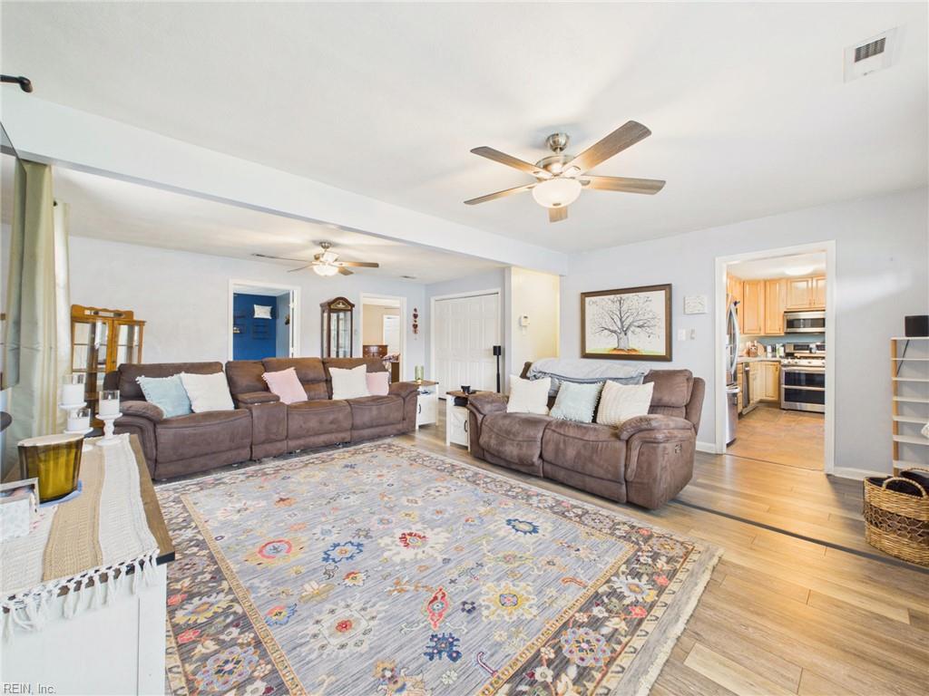 669 Raff CT