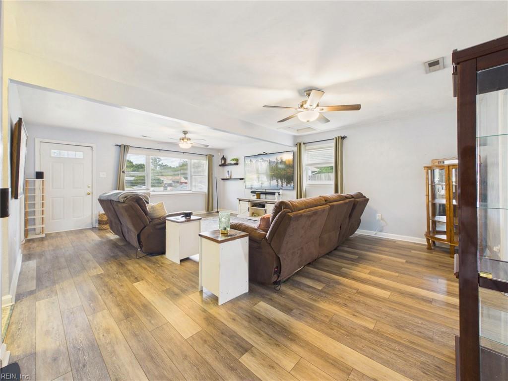 669 Raff CT