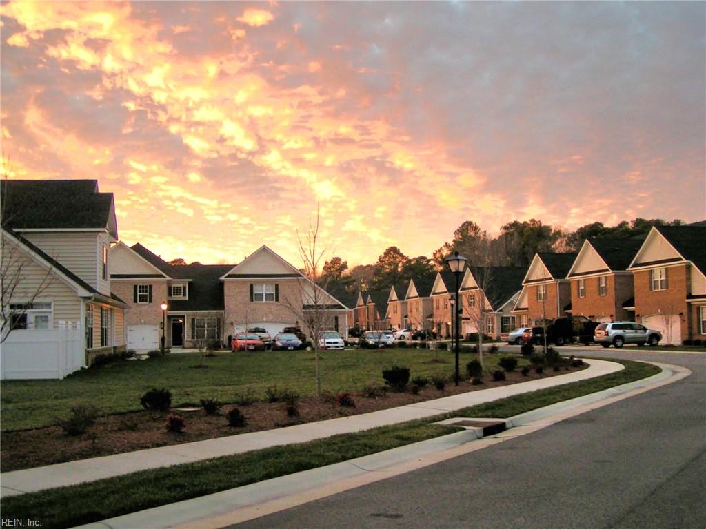 1349 Myrica Pl PL