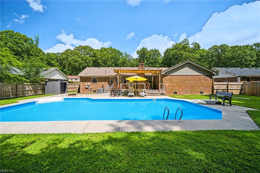 5729 Hamlet RD