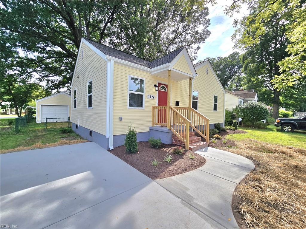 1128 Wright AVE