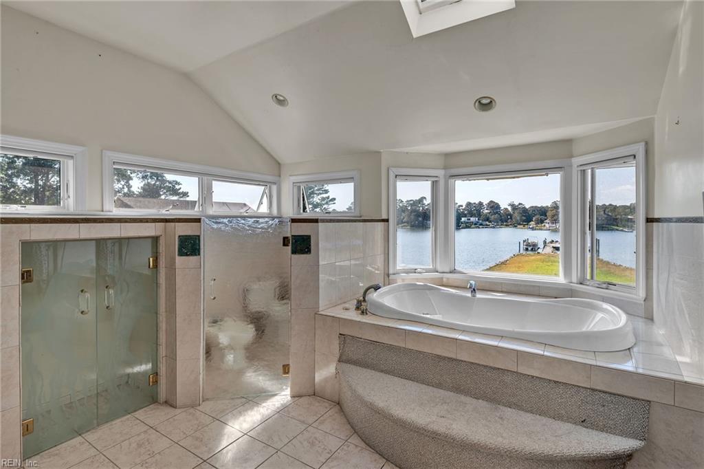 122 Pinewood RD