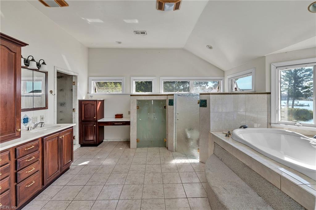 122 Pinewood RD