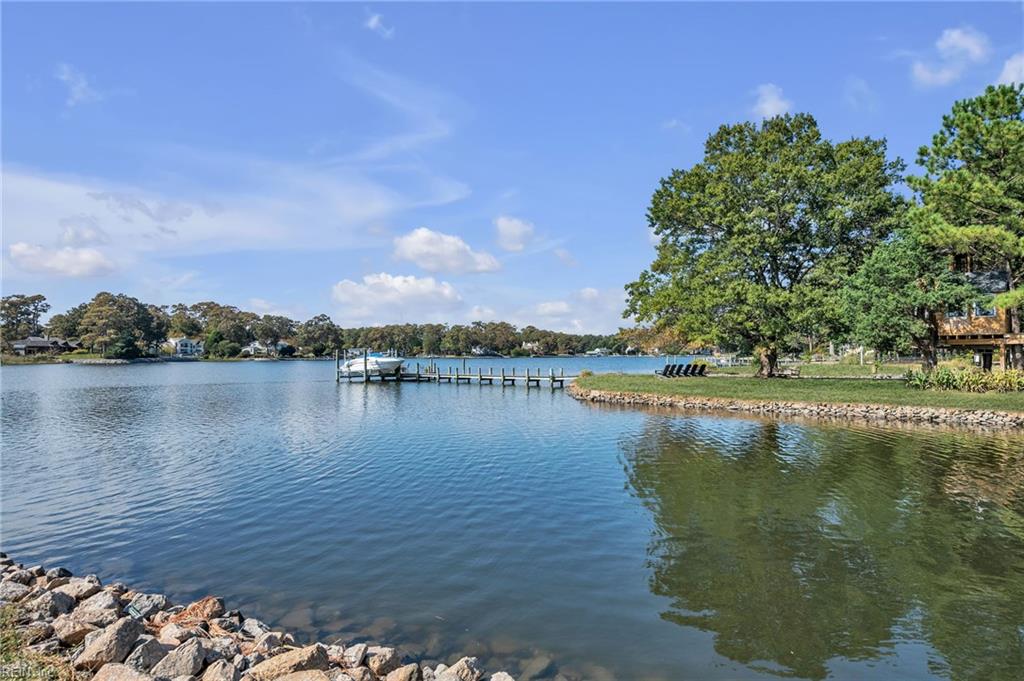 122 Pinewood RD