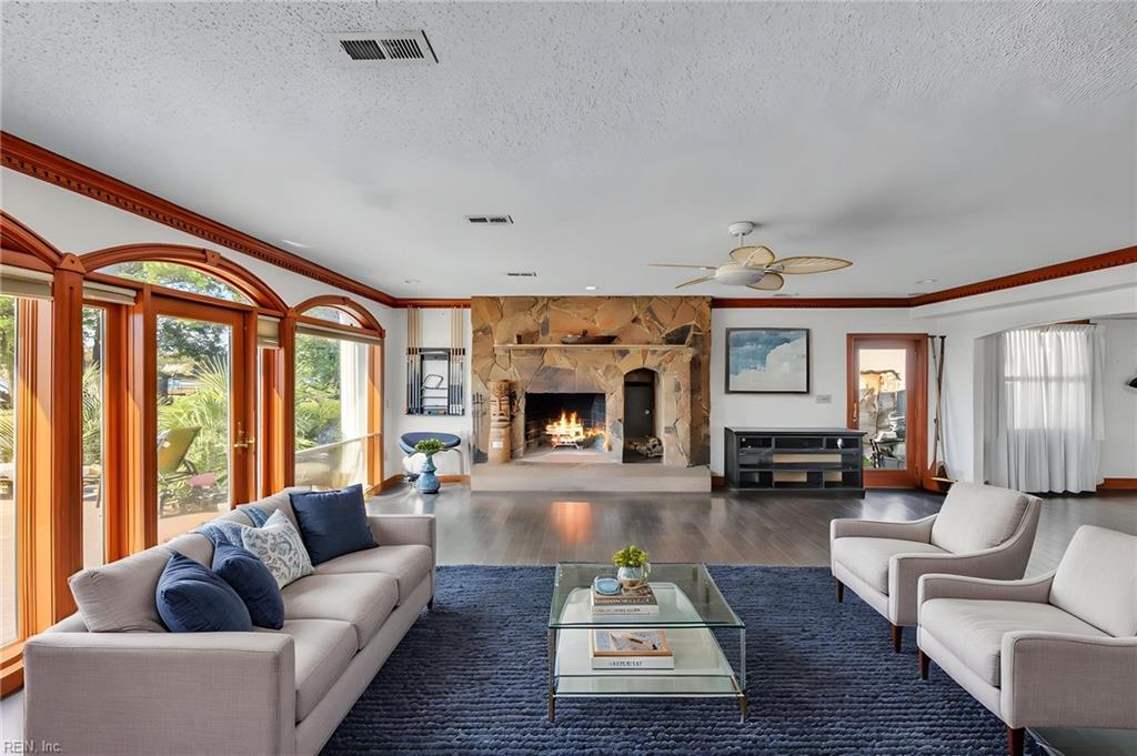 122 Pinewood RD