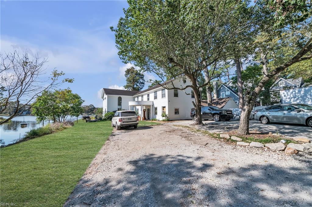 122 Pinewood RD
