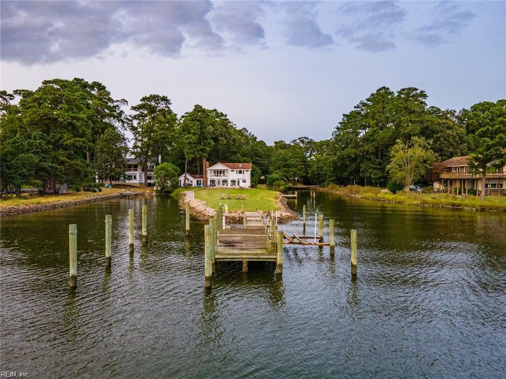 122 Pinewood RD