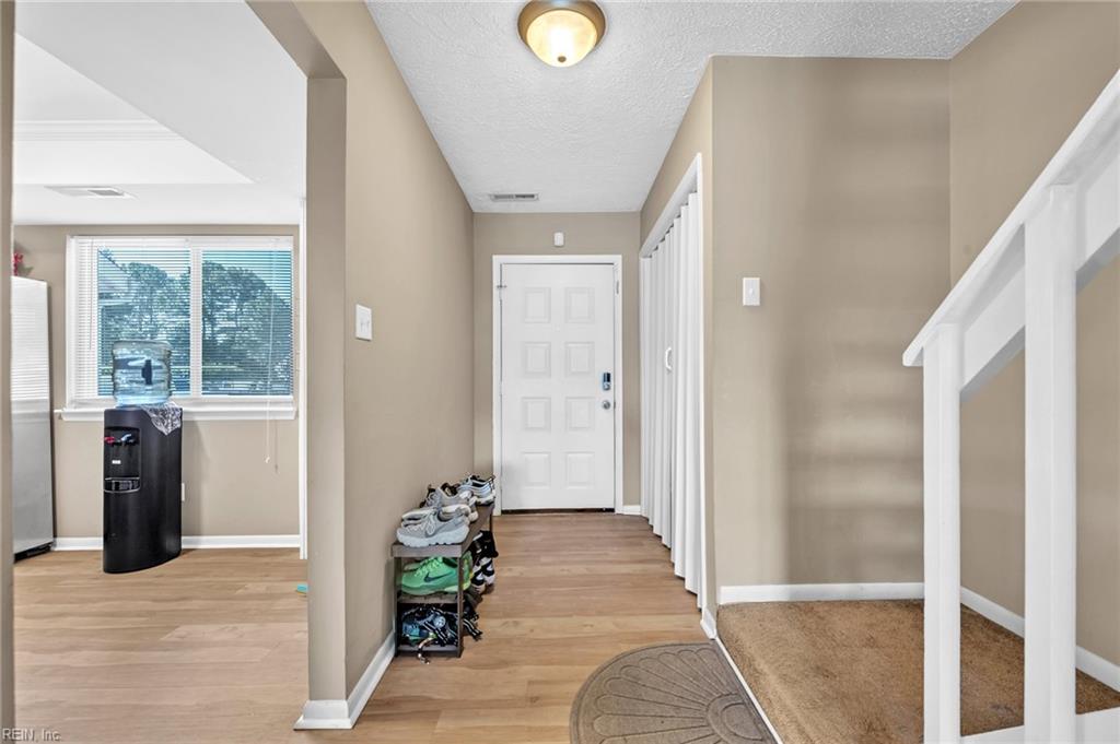 3606 Chimney Creek DR