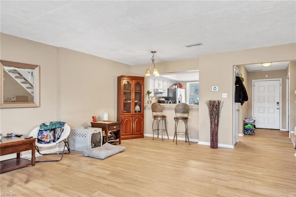 3606 Chimney Creek DR