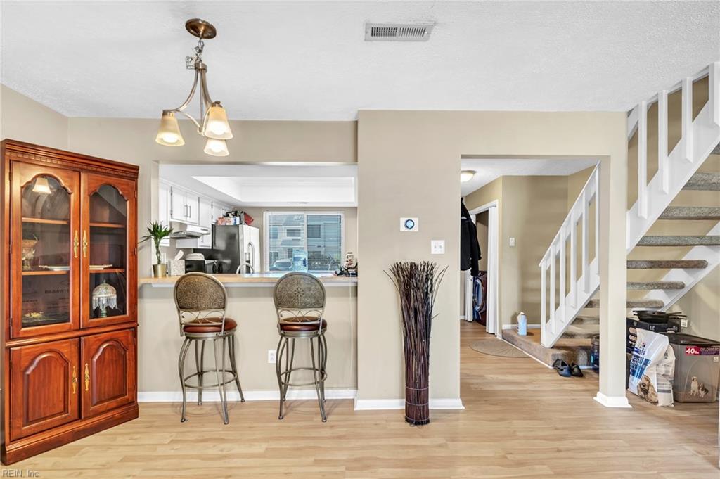 3606 Chimney Creek DR