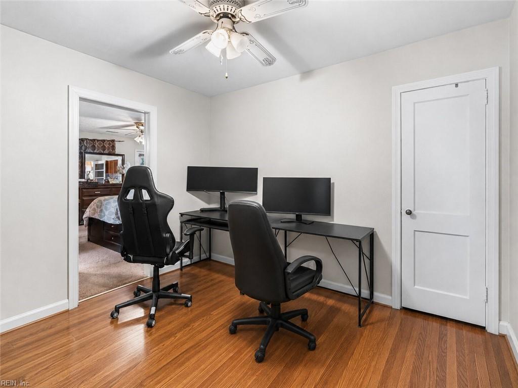 1214 Tyler AVE