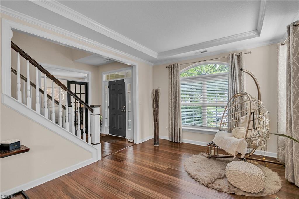 2404 Caitlan Loch LN Suit