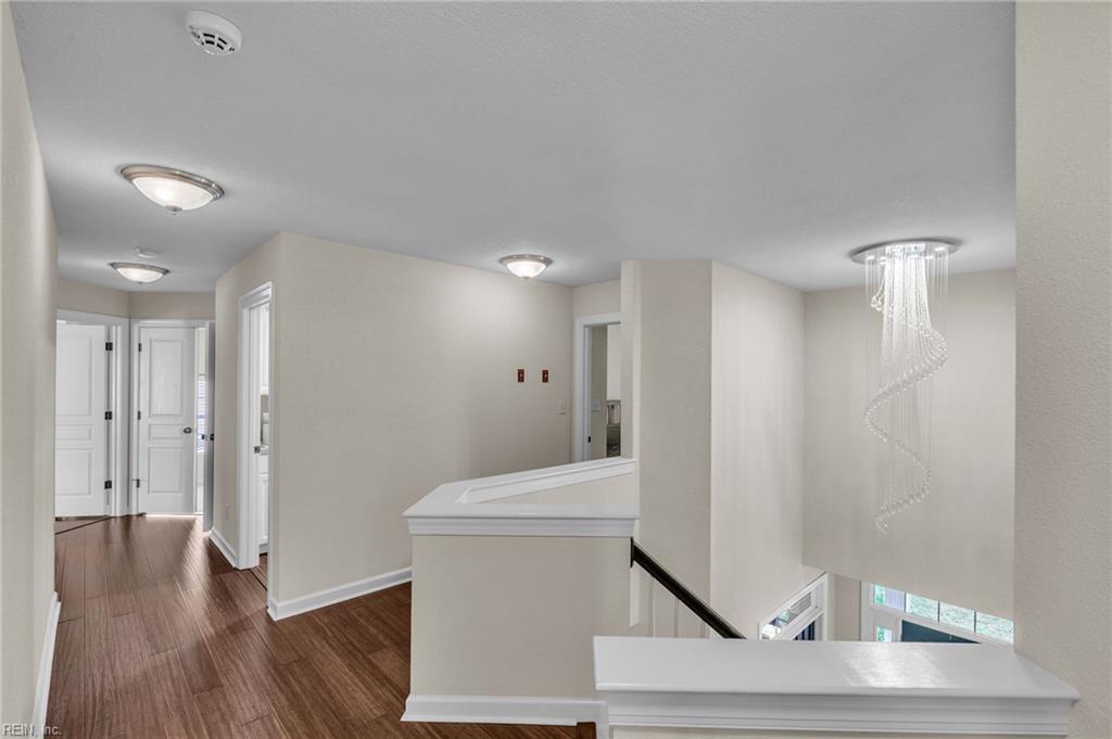 2404 Caitlan Loch LN Suit