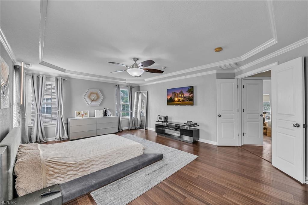 2404 Caitlan Loch LN Suit