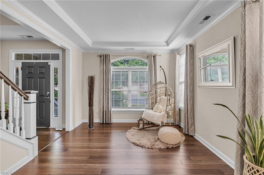 2404 Caitlan Loch LN Suit