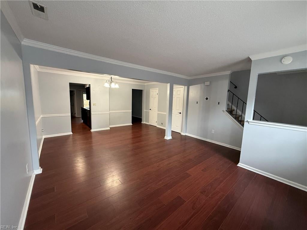 639 Biltmore DR