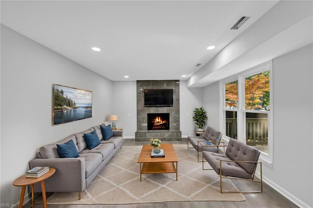 11 Ardmoor DR