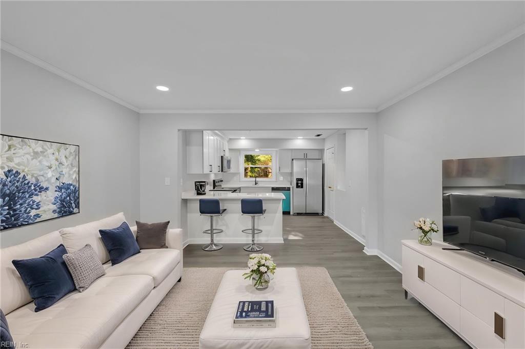 11 Ardmoor DR