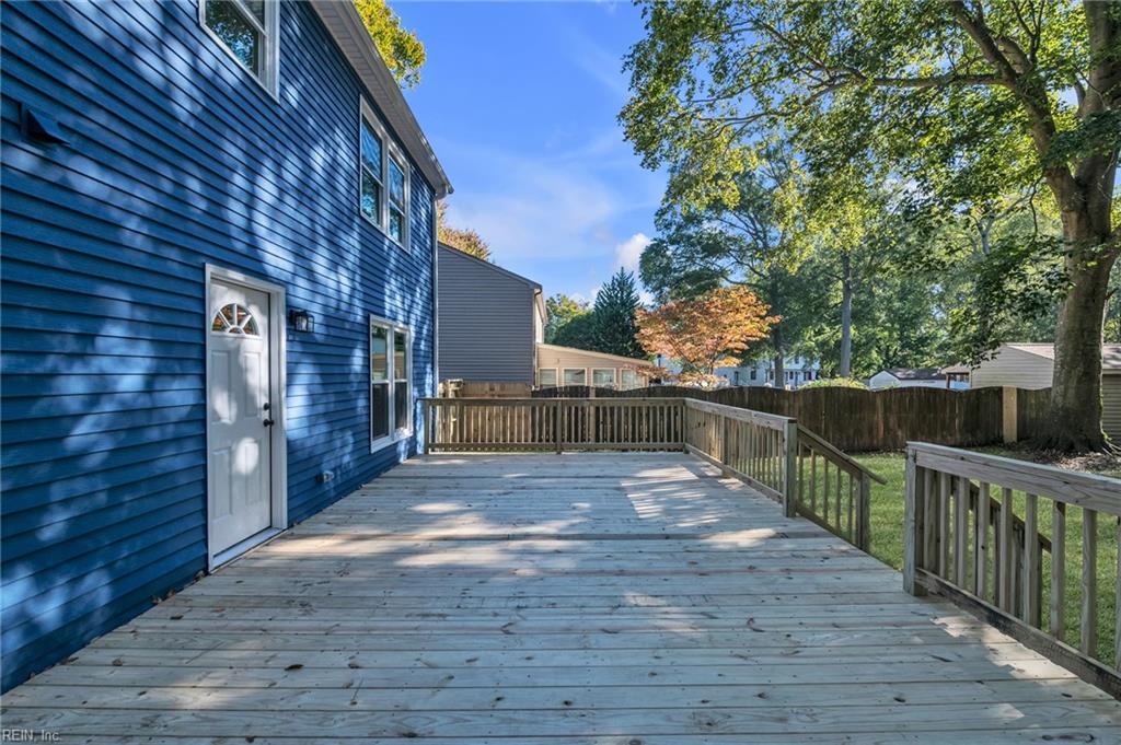11 Ardmoor DR