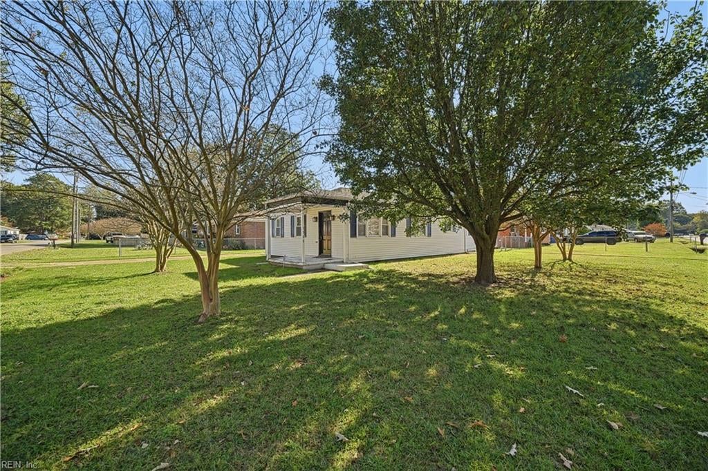 1500 Elder AVE