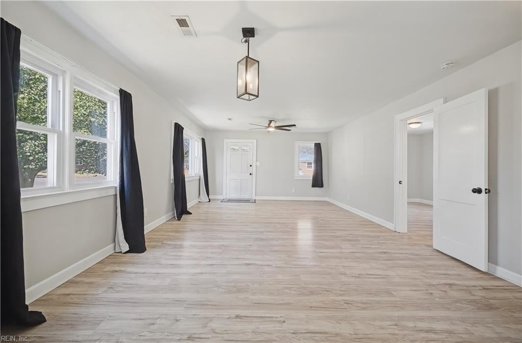 1500 Elder AVE