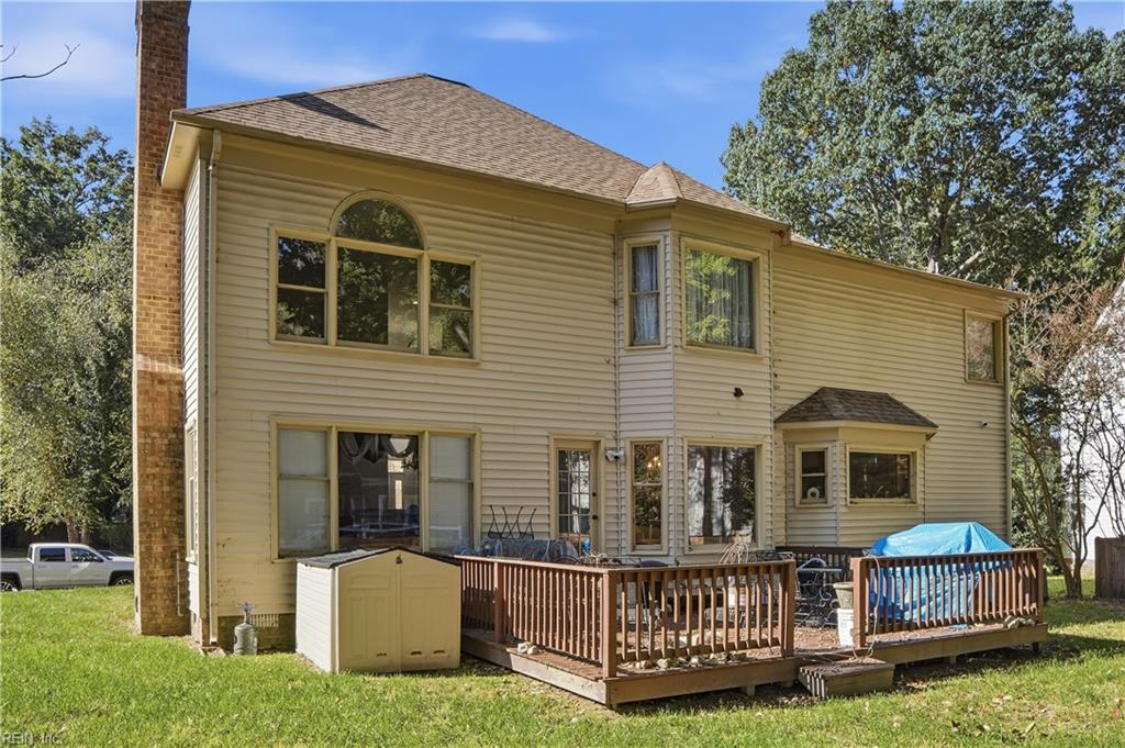 201 W Wedgwood DR