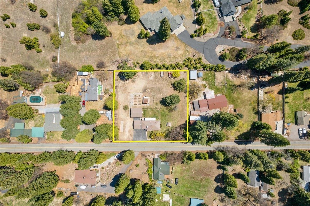 1524 Pine Grove Drive