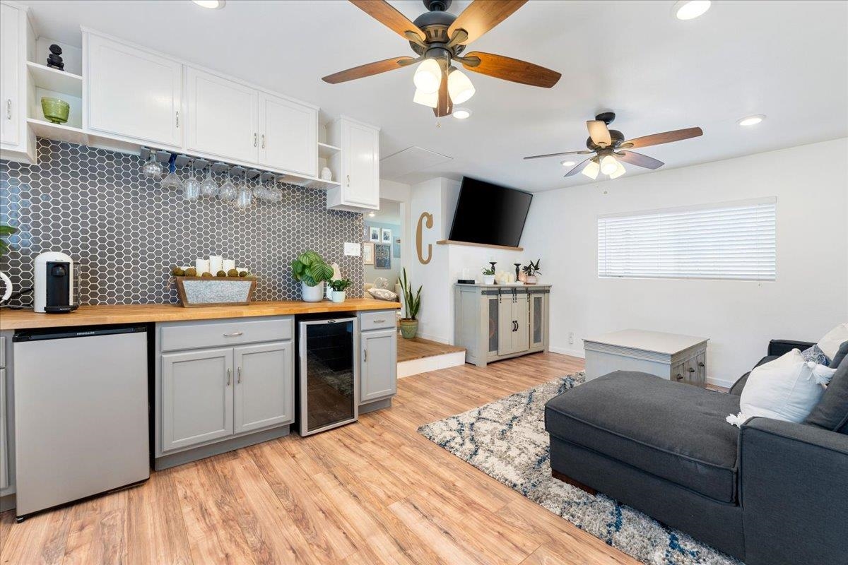 1524 Pine Grove Drive