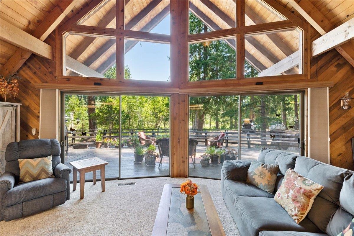1644 N Shasta Ranch Rd