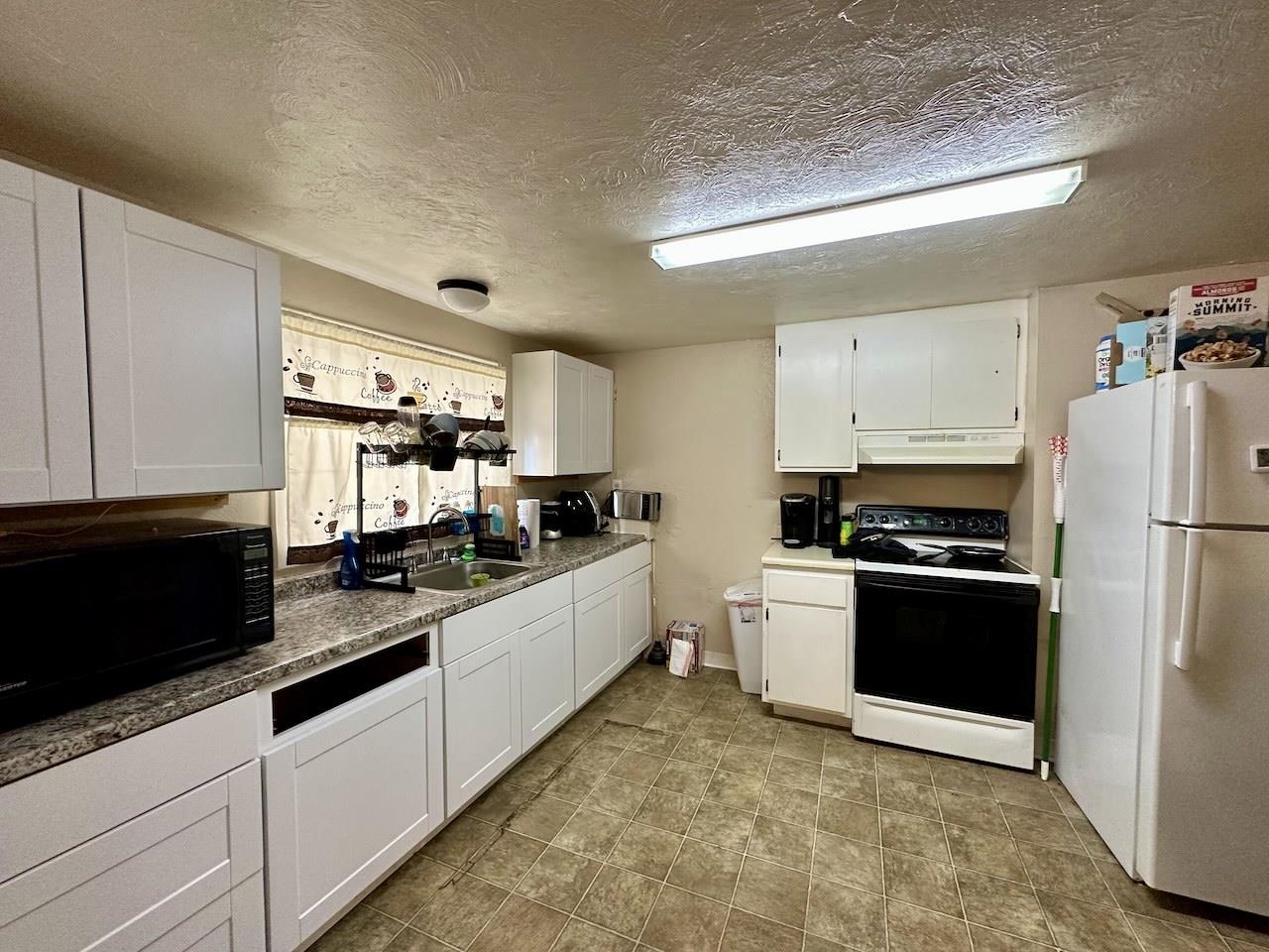 5969 & 5975 Sacramento Ave